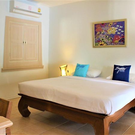 Phi Phi Bayview Premier Resort Екстер'єр фото