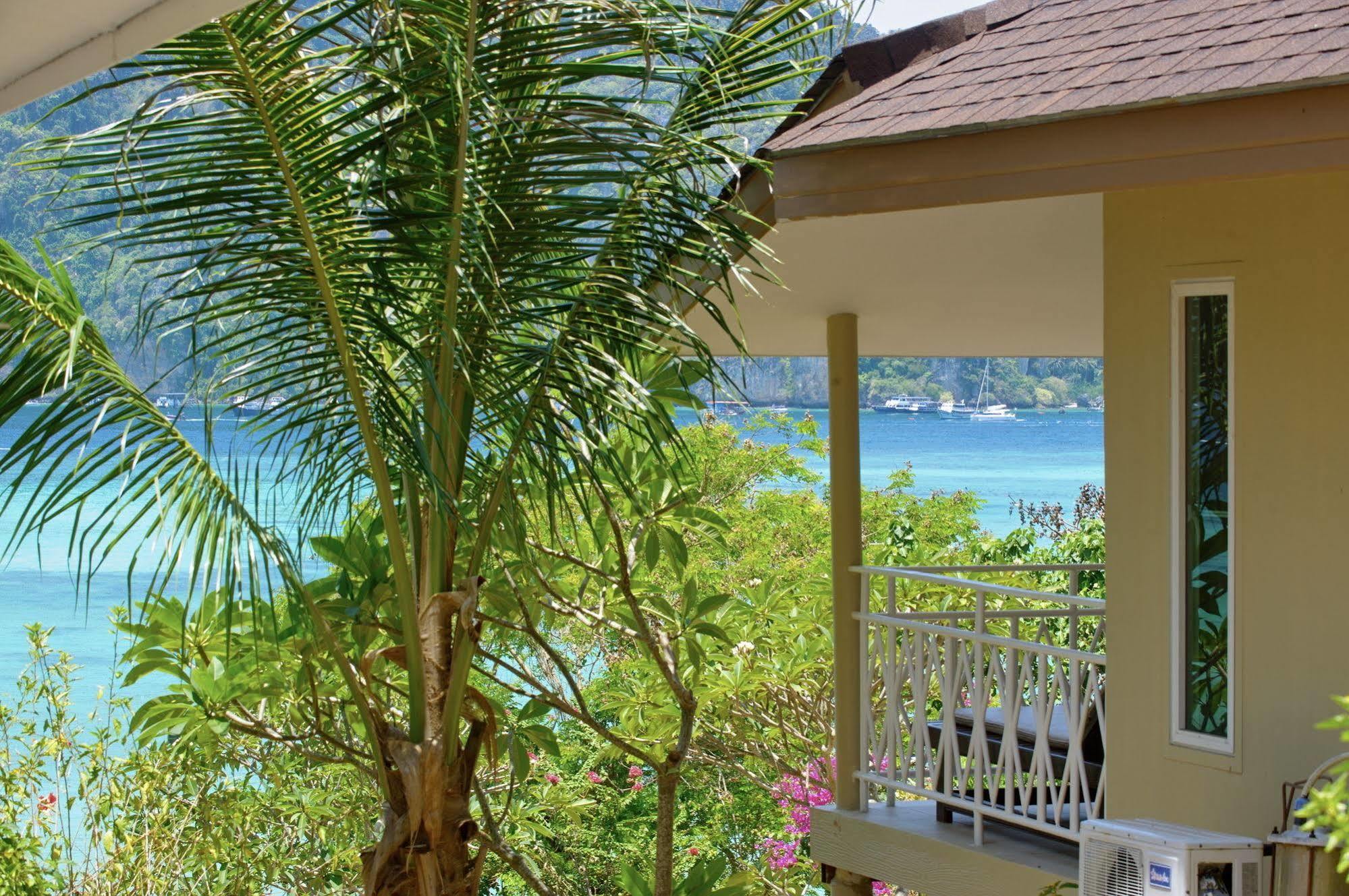 Phi Phi Bayview Premier Resort Екстер'єр фото